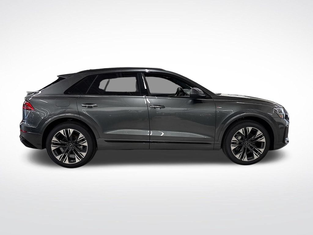Used 2025 Audi Q8 Premium Plus AWD/4WD image 6