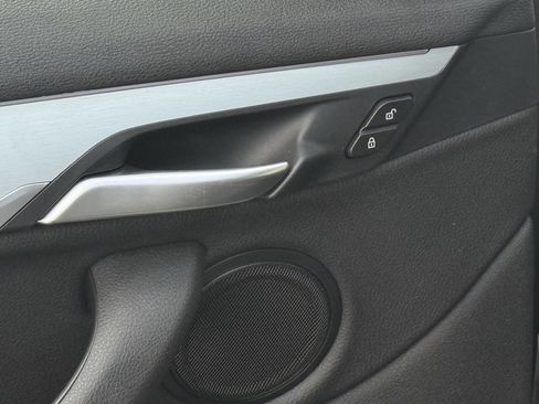 Used 2018 BMW X2 xDrive28i image 11