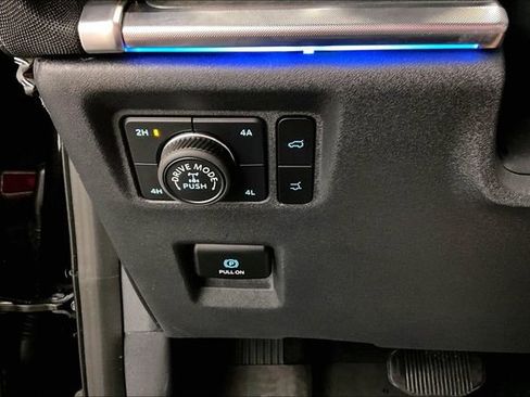 Used 2025 Ford Expedition Tremor AWD/4WD image 38