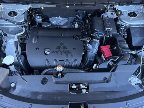 Used 2024 Mitsubishi Outlander Sport 2.0 ES image 32