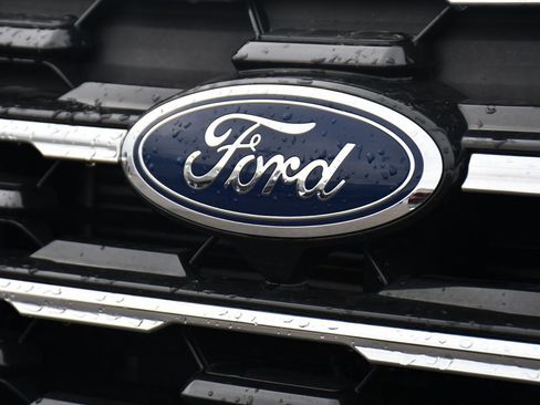 Certified 2025 Ford Explorer Active w/ Active Comfort Package AWD/4WD image 42