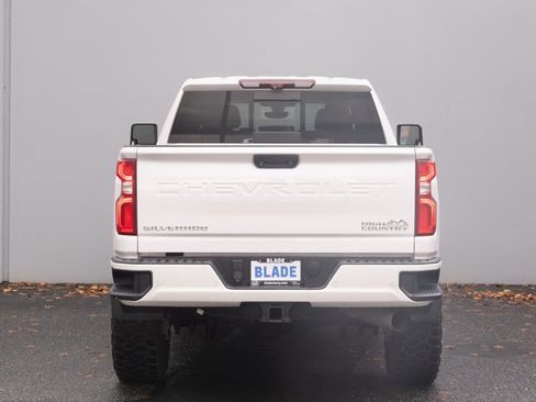 Used 2020 Chevrolet Silverado 3500 High Country w/ Technology Package image 28