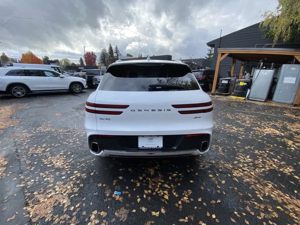 Used 2025 Genesis GV70 2.5T AWD/4WD image 5