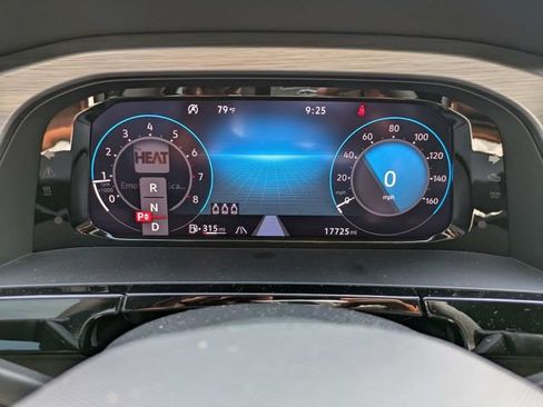 Used 2024 Volkswagen Atlas Cross Sport SE w/ Black Wheel Package FWD image 27