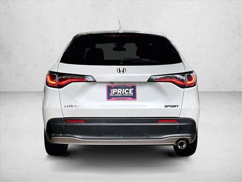 Used 2023 Honda HR-V Sport image 4