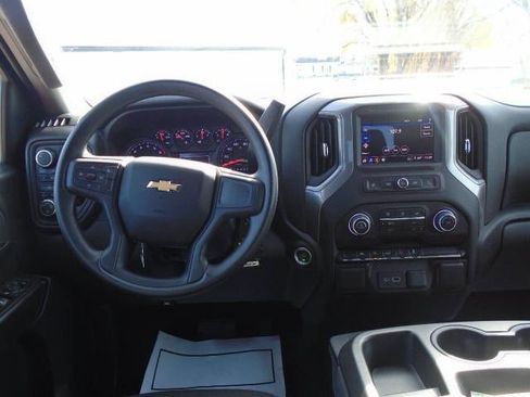 Used 2022 Chevrolet Silverado 1500 Custom AWD/4WD image 16