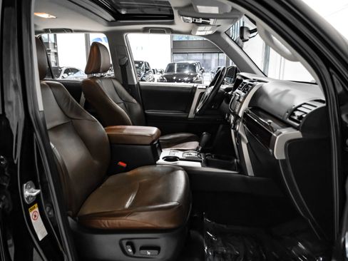 Used 2018 Toyota 4Runner Limited RWD image 38