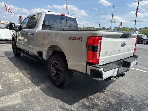 Used 2025 Ford F250 XL w/ STX Appearance Package image 27