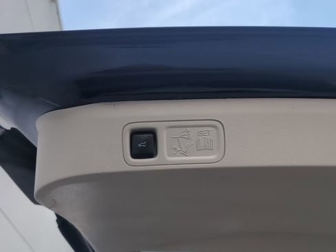 Used 2018 Lincoln Navigator Reserve w/ Technology Package image 10