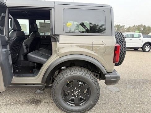 New 2025 Ford Bronco Big Bend w/ Black Diamond Package image 28