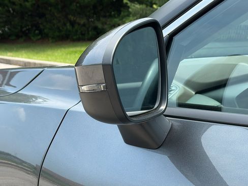 Certified 2022 Nissan Rogue SV image 10