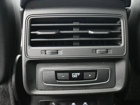 Used 2023 Audi Q7 3.0T Premium Plus w/ Premium Plus Package image 20