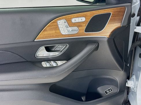 Certified 2025 Mercedes-Benz GLE 350 4MATIC image 19