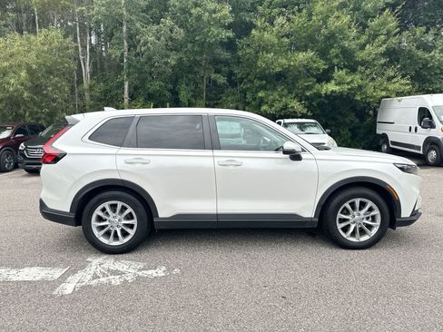 Used 2025 Honda CR-V EX image 7
