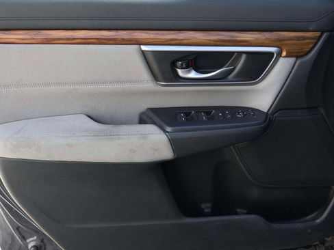 Used 2017 Honda CR-V EX image 7