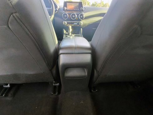 Used 2024 Nissan Sentra S FWD image 24