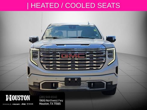 Used 2023 GMC Sierra 1500 Denali w/ Denali Reserve Package AWD/4WD image 10