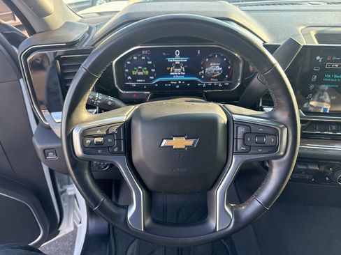 Used 2024 Chevrolet Silverado 3500 LT w/ Convenience Package image 19