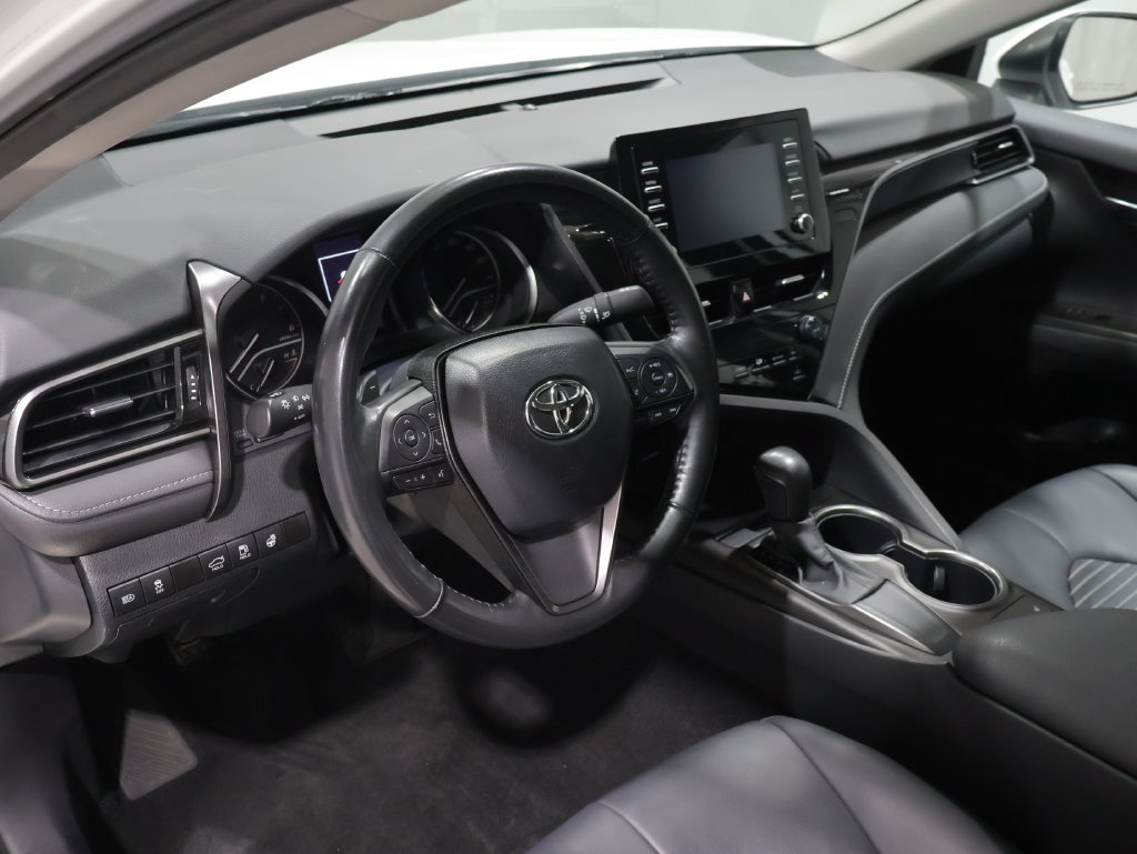 Used 2024 Toyota Camry SE FWD image 14