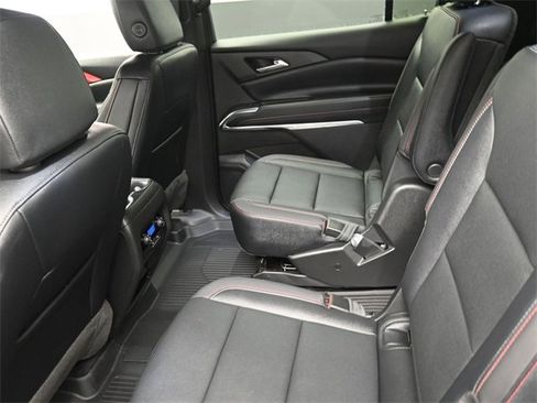 New 2026 Chevrolet Traverse Z71 w/ Driver Confidence Package image 10