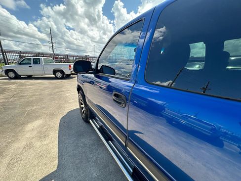 Used 2003 Chevrolet Silverado 1500 LS w/ Off-Road Package AWD/4WD image 37