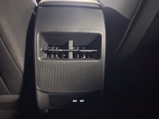 Used 2026 Jeep Cherokee Limited AWD/4WD image 31