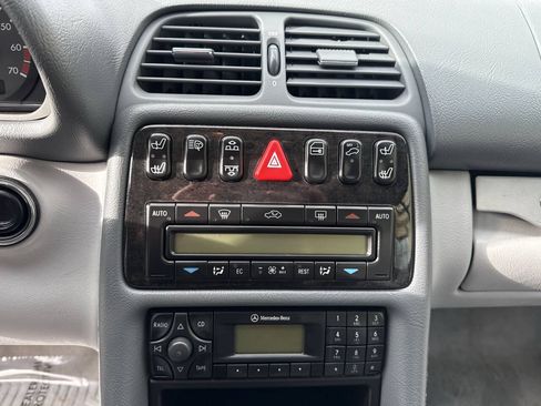 Used 2000 Mercedes-Benz CLK 430 Cabriolet image 59