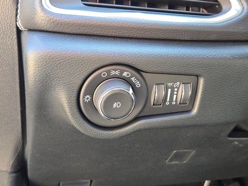 New 2026 Chrysler Pacifica Limited w/ S Appearance Package image 27