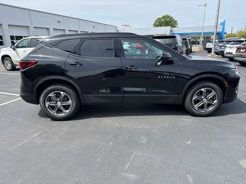 Used 2024 Chevrolet Blazer LT w/ Convenience Package image 6