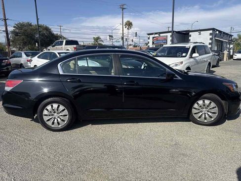 Used 2012 Honda Accord LX image 3