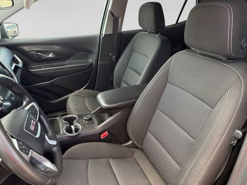 Used 2024 GMC Terrain SLE AWD/4WD image 21