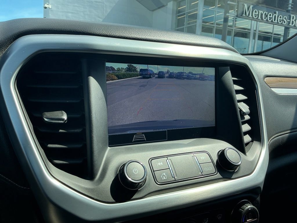 Used 2021 GMC Acadia SLE FWD image 35