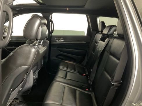 Used 2020 Jeep Grand Cherokee Limited w/ Luxury Group II image 35