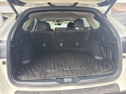 Used 2020 Subaru Outback Limited XT w/ Popular Package #2 AWD/4WD image 8