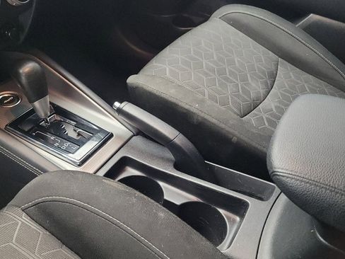 Used 2021 Mitsubishi Outlander Sport LE AWD/4WD image 26