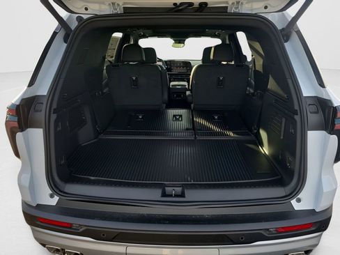 New 2026 Chevrolet Traverse Z71 w/ Enhanced Driving Package AWD/4WD image 22