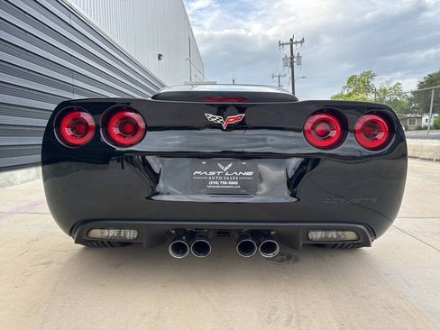 Used 2007 Chevrolet Corvette Z06 w/ Preferred Equipment Group RWD image 27