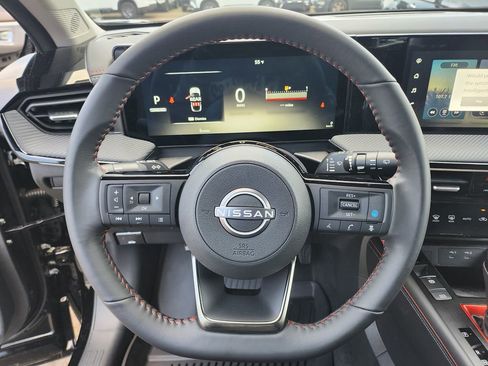 New 2025 Nissan Kicks SR w/ Interior Electronics Package AWD/4WD image 16