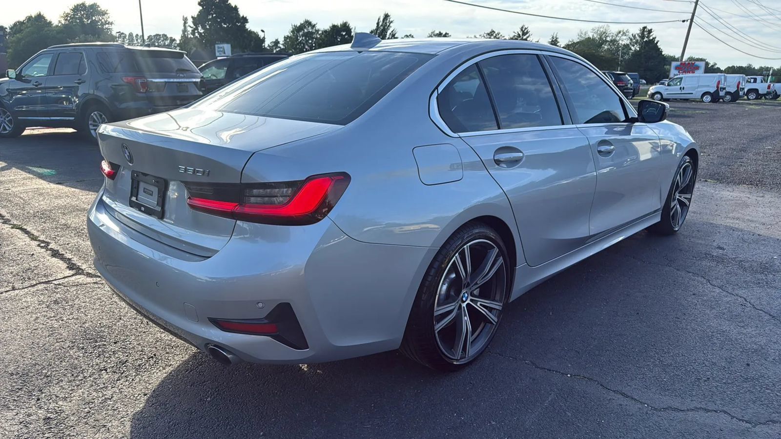 Used 2019 BMW 330i Sedan w/ Convenience Package RWD image 6