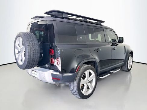 Used 2023 Land Rover Defender 110 SE AWD/4WD image 5