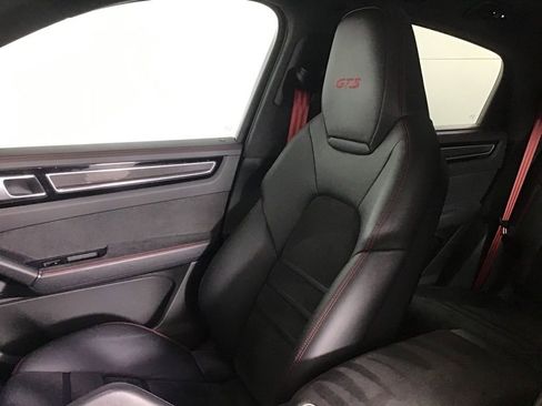 Certified 2022 Porsche Cayenne GTS AWD/4WD image 22