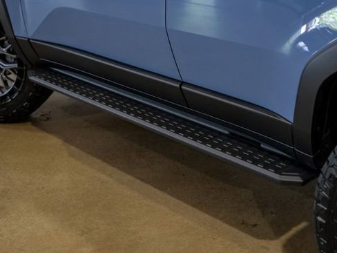 Used 2025 Toyota Land Cruiser image 38