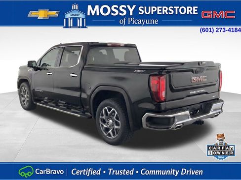 Used 2023 GMC Sierra 1500 SLT w/ SLT Premium Package AWD/4WD image 3