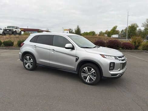 Used 2024 Mitsubishi Outlander Sport ES AWD/4WD image 3