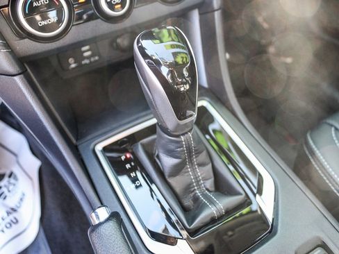 Used 2022 Subaru Impreza 2.0i Limited image 23