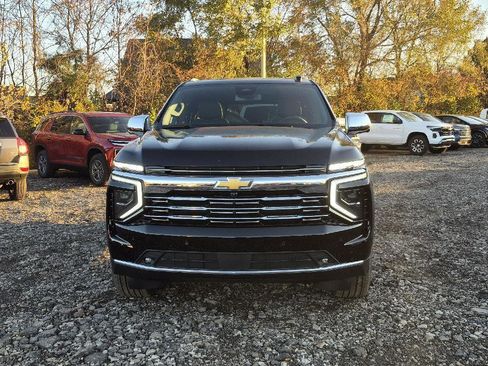 New 2026 Chevrolet Suburban Premier w/ Sun And Tow Package AWD/4WD image 2