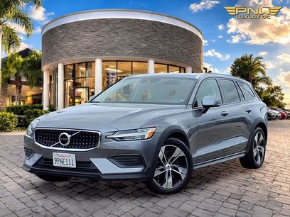 Used 2020 Volvo V60 T5 Cross Country
