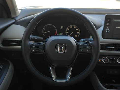 Used 2027 Honda HR-V EX-L image 15