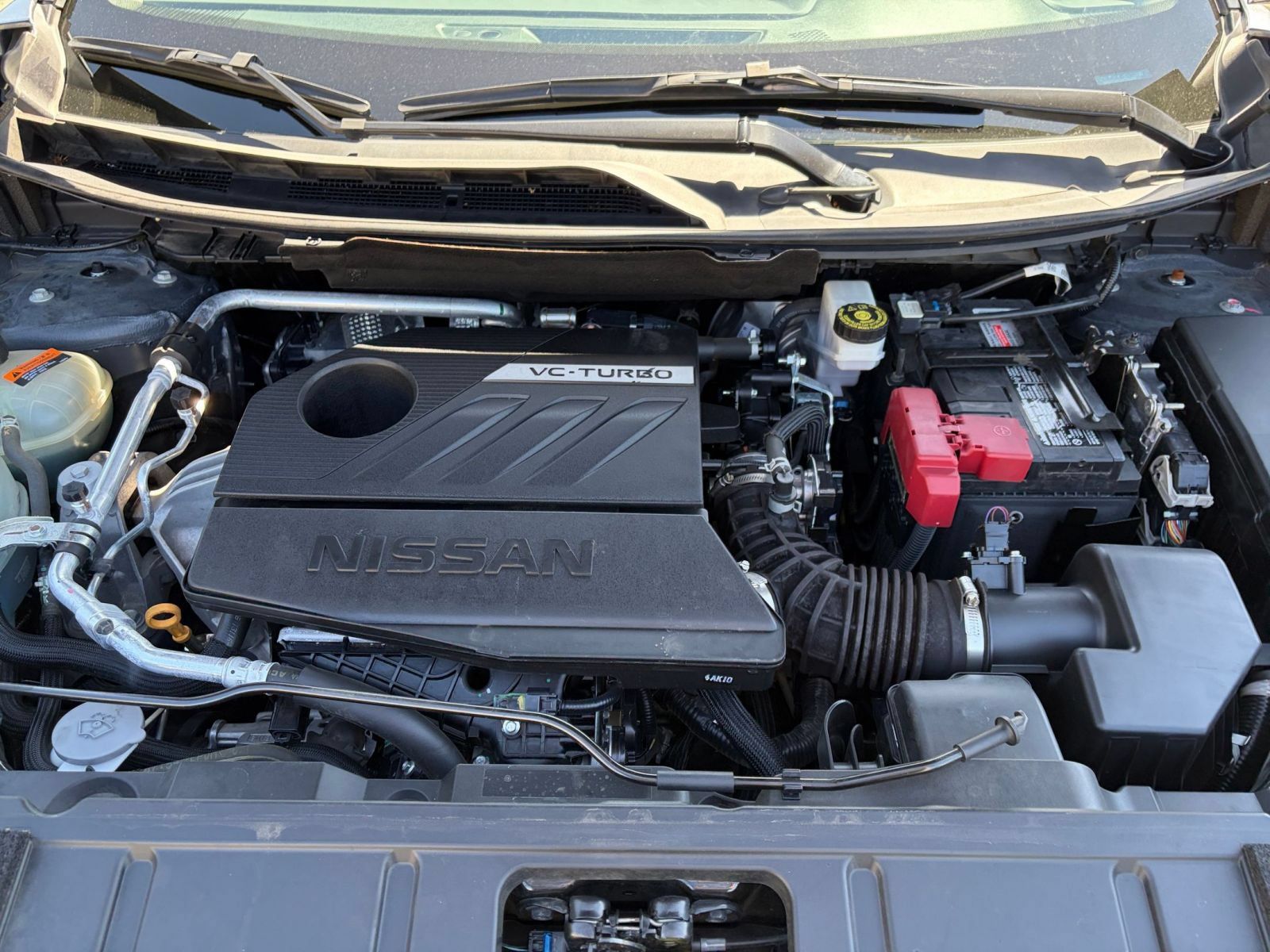 Used 2025 Nissan Rogue SV AWD/4WD image 33