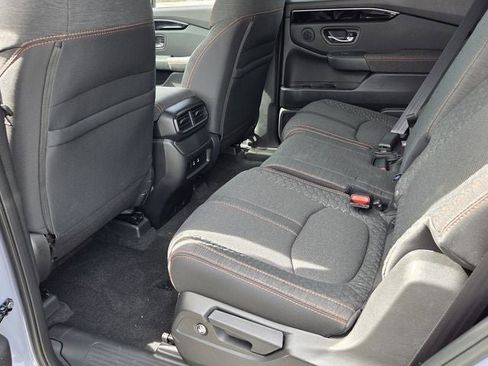 New 2026 Honda Pilot Sport image 6